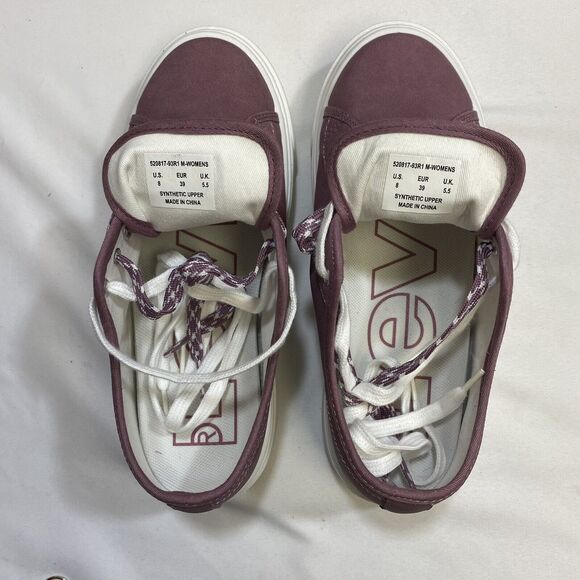 Levi's Dakota Sneaker Women's 8 Purple Vegan Suede Low Top Casual Lace Up Shoe - Picture 8 of 9